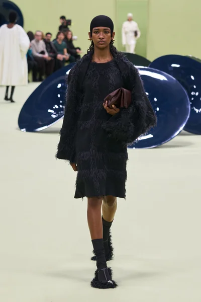 Look 38